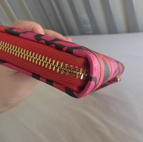 Betsey Johnson Pink and Black Floral Wallet - Picture 6 of 11